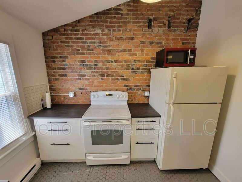 3 Ashland Pl #2 - Photo 5 of 19