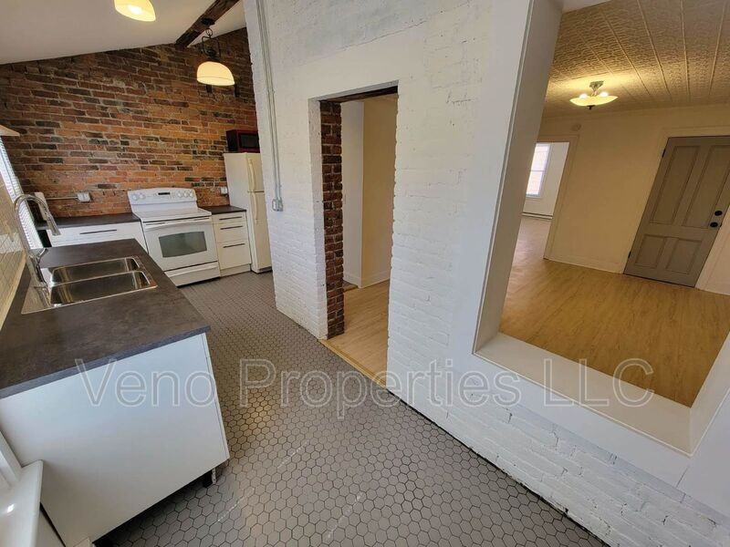 3 Ashland Pl #2 - Photo 7 of 19