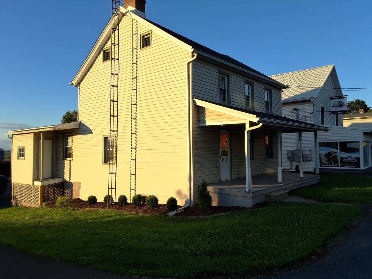 1579 Main St - Photo 3 of 24