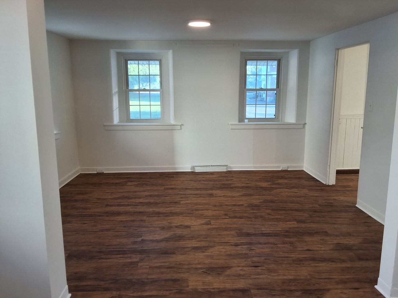 1579 Main St - Photo 7 of 24