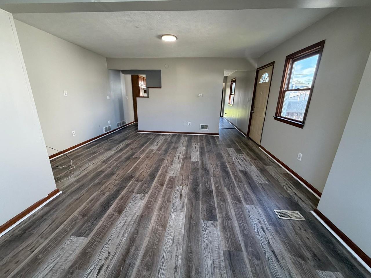 561 Farnsworth Ave #1-2DUPLEX - Photo 4 of 14
