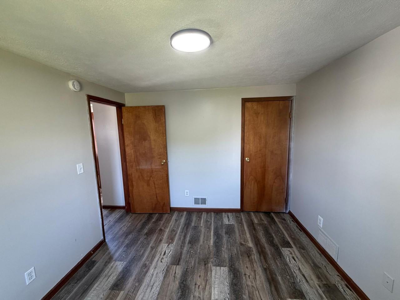 561 Farnsworth Ave #1-2DUPLEX - Photo 6 of 14