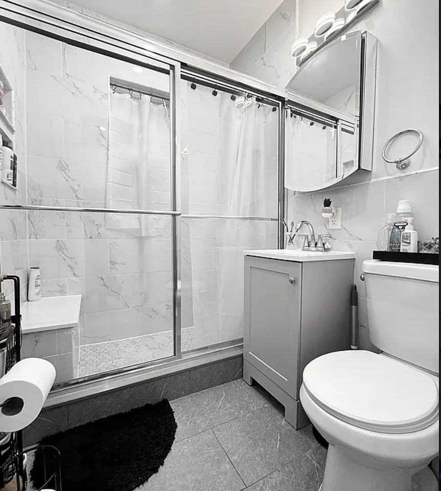 1720 Summerfield St #2E - Photo 2 of 5