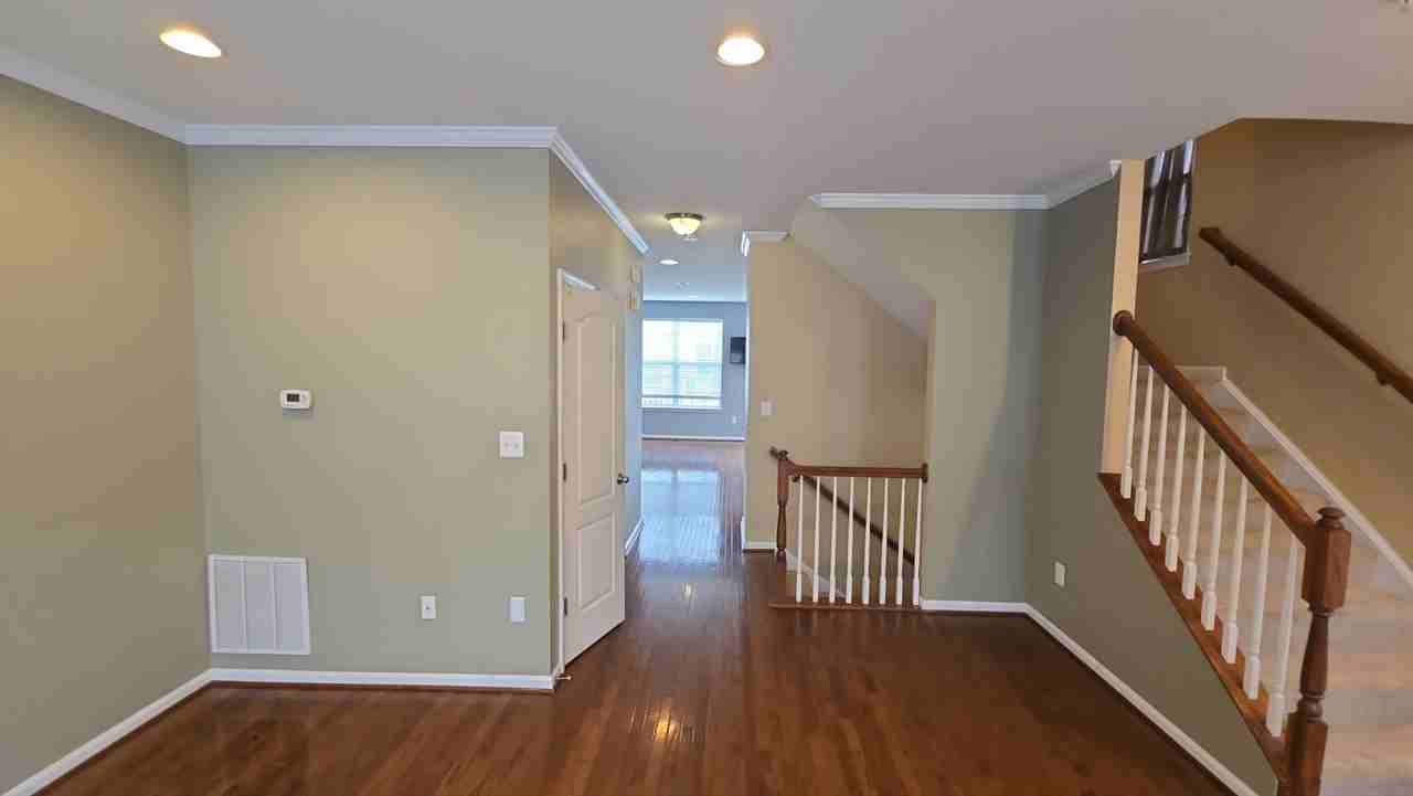 2641 Shade Branch Rd - Photo 5 of 24