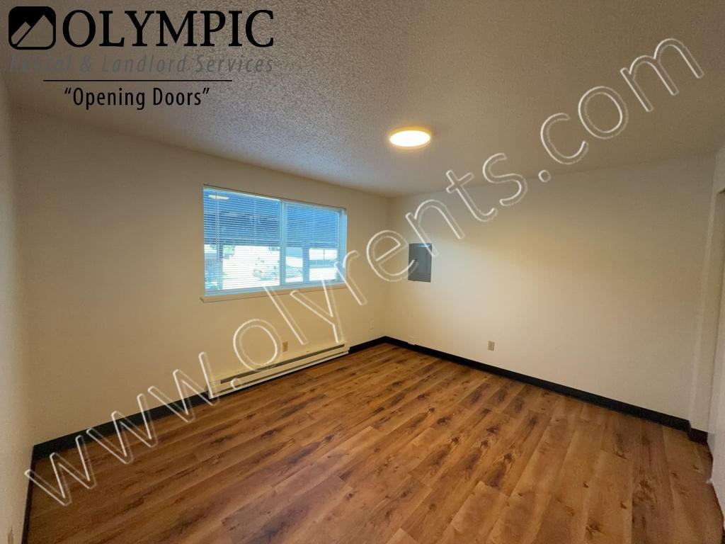10740 Littlerock Rd Sw - Photo 6 of 15