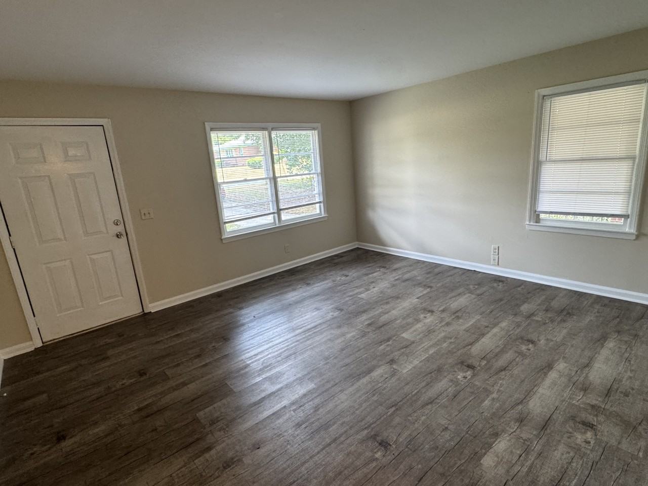 3758 Meadowlark Dr - Photo 5 of 14