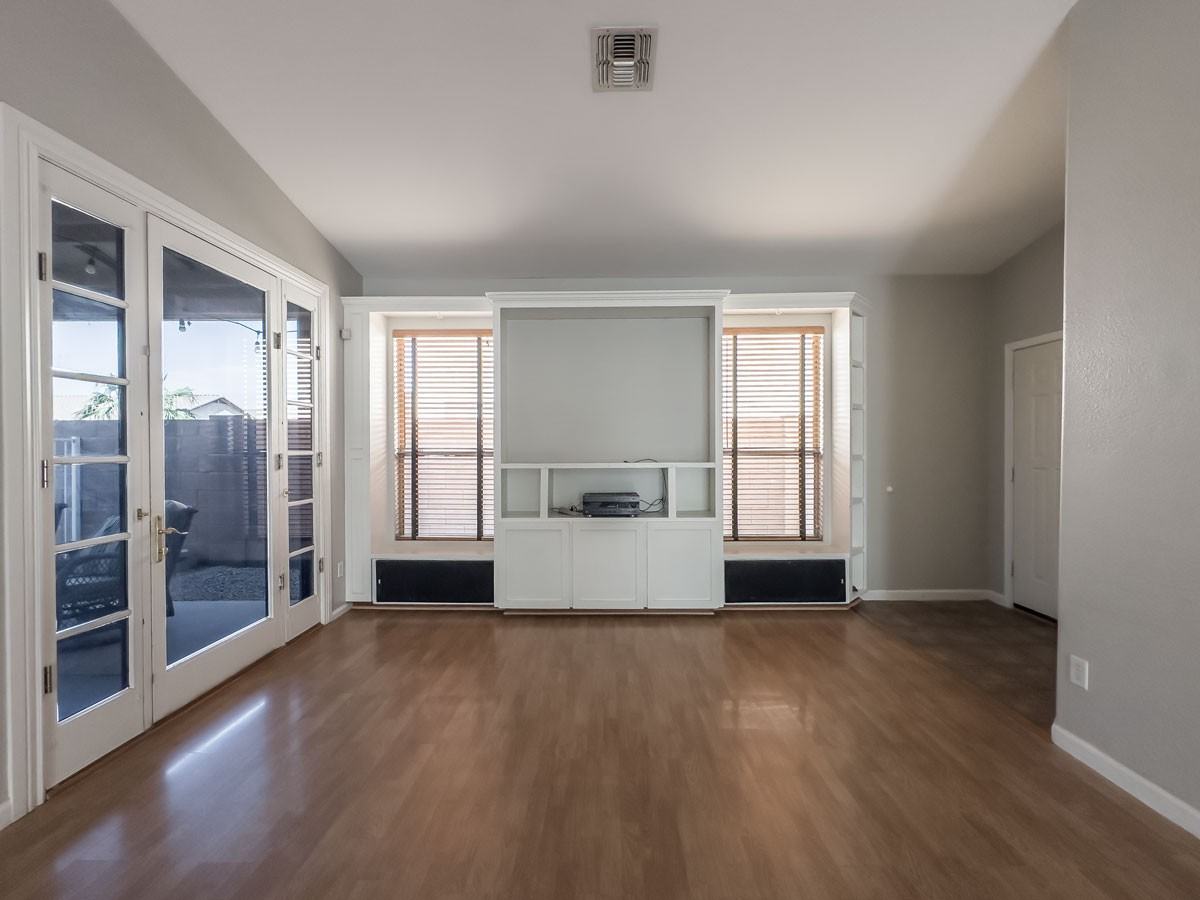 12434 W Windsor Blvd - Photo 6 of 28