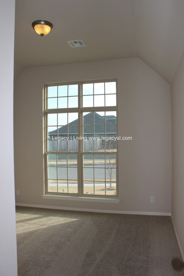 13238 S 20th St - Photo 6 of 26