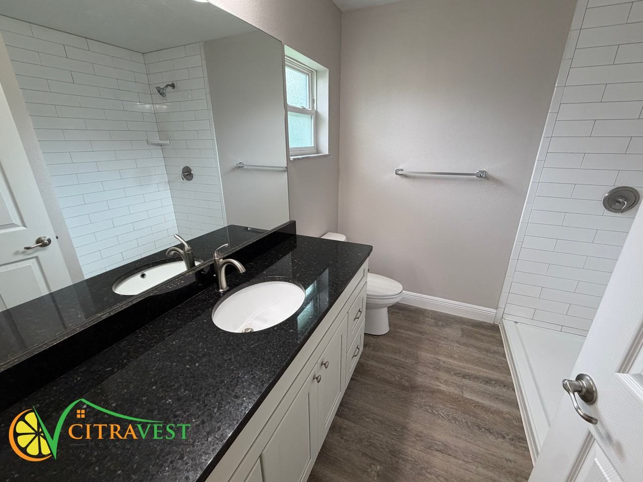 3275 W Viking Ln - Photo 7 of 14