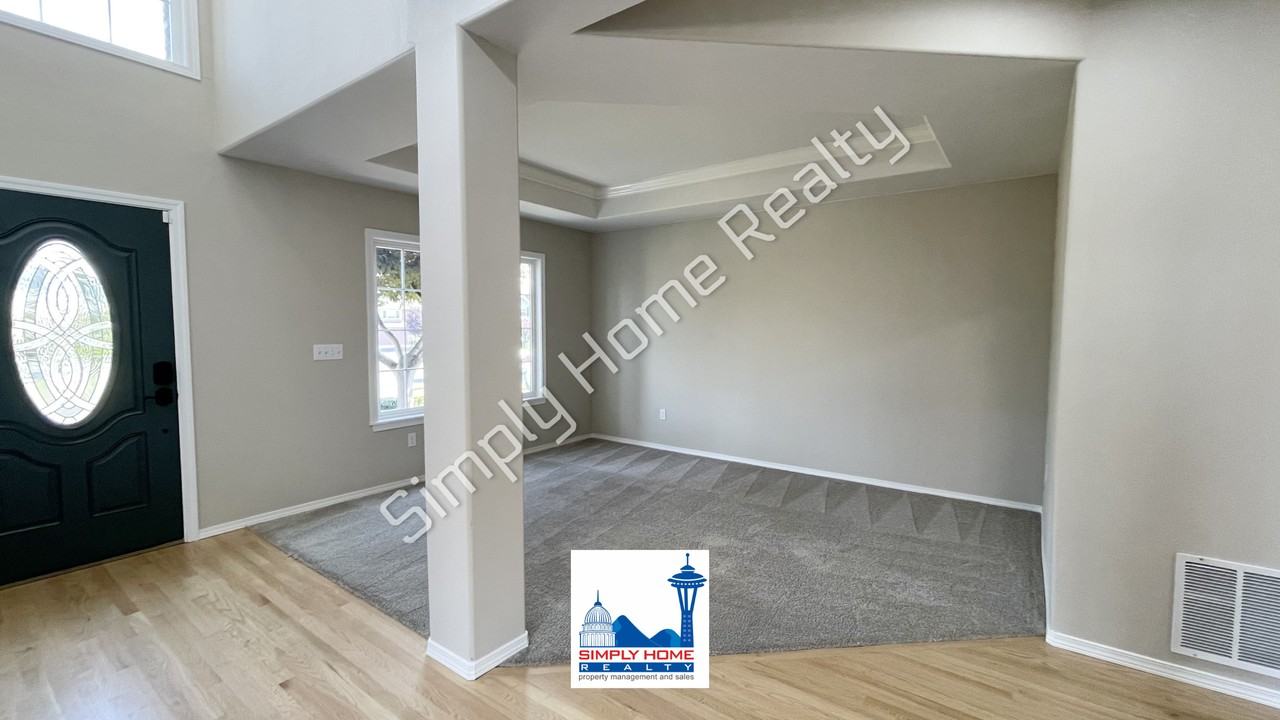 3524 Broadmoor Dr Ne - Photo 4 of 41