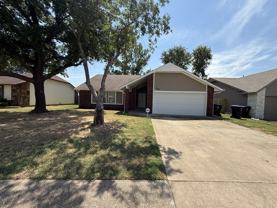 2713 W Houston Pl - Photo 1 of 1