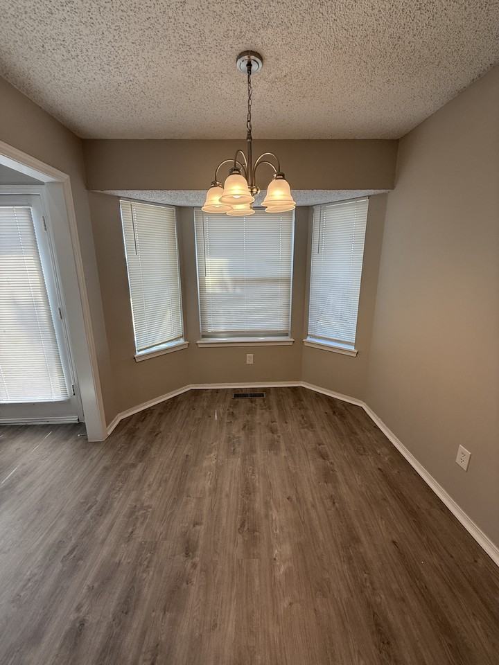 2713 W Houston Pl - Photo 6 of 15