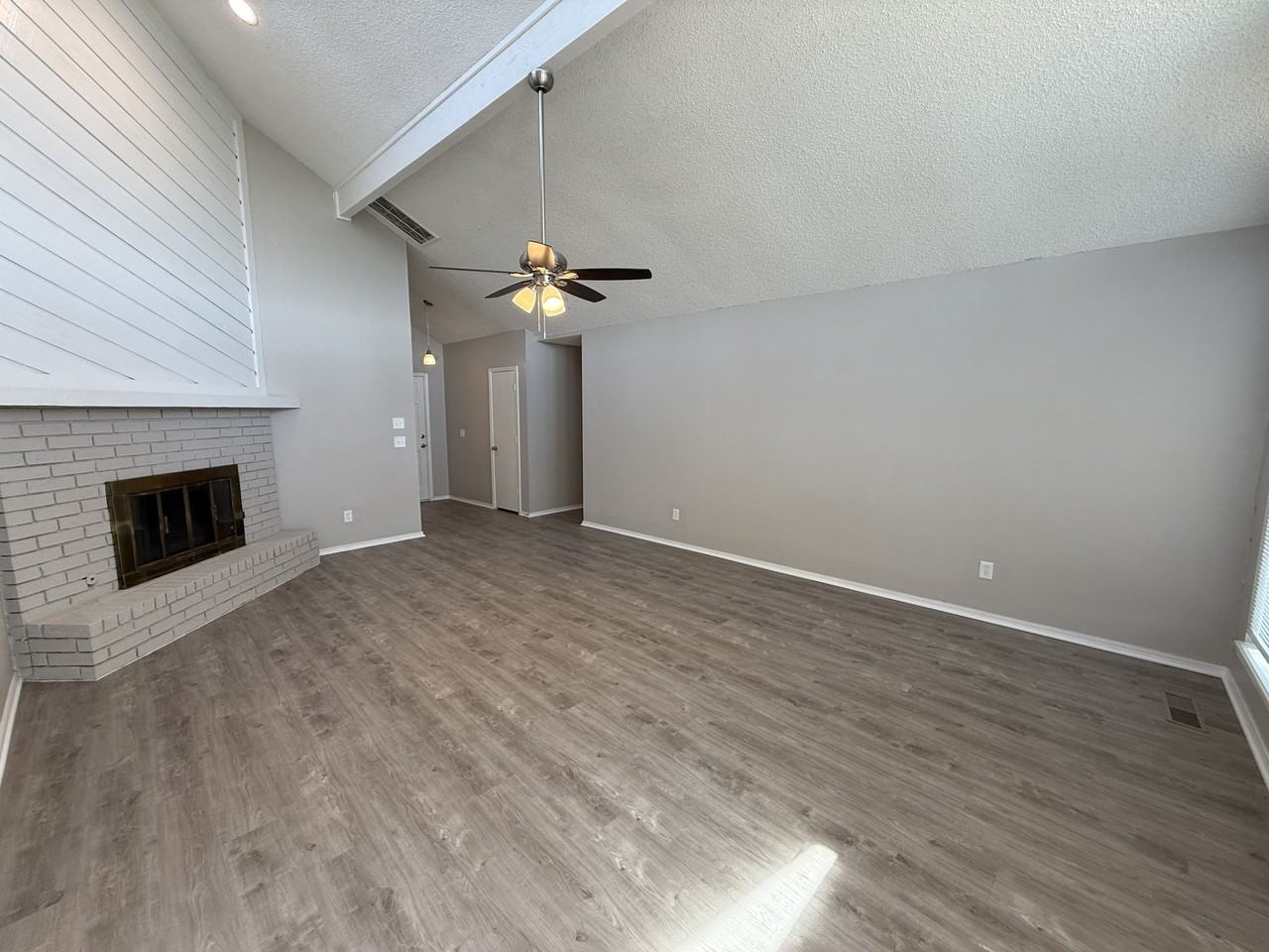 2713 W Houston Pl - Photo 7 of 15