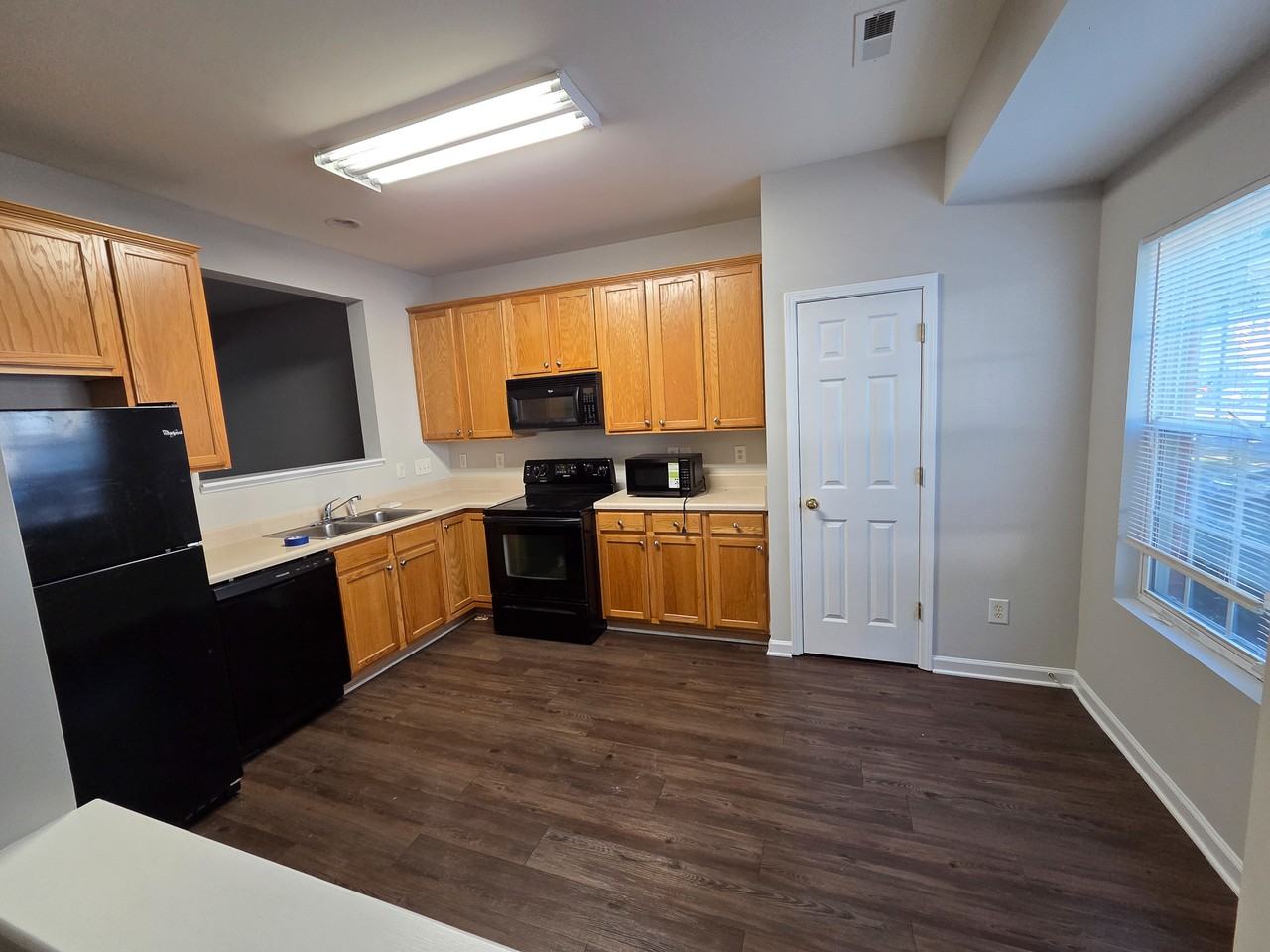 131 Anterbury Dr - Photo 7 of 20