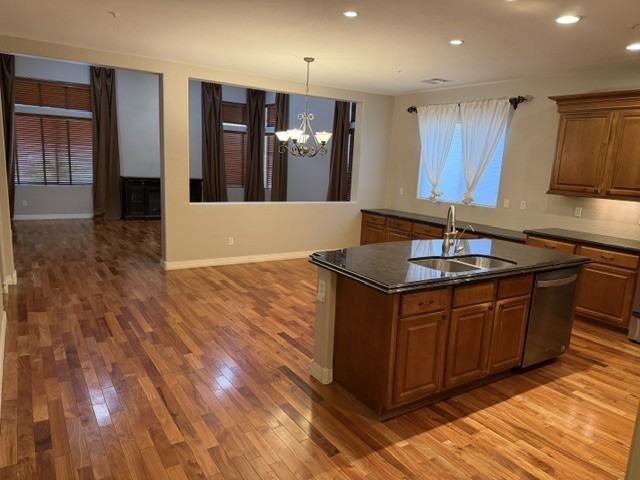 12638 W Duane Ln - Photo 6 of 19