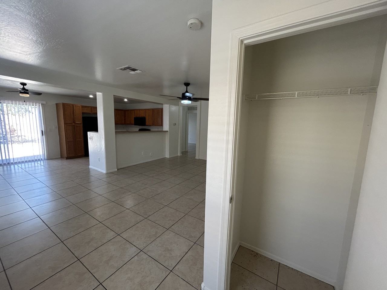 12614 W Bloomfield Rd - Photo 4 of 29