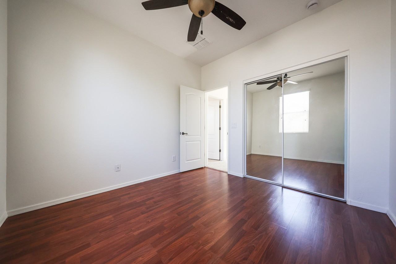 4256 E Tulsa St - Photo 6 of 37