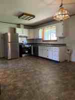 featured image of 2 Canary Ln