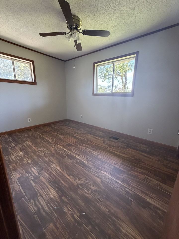 2 Canary Ln - Photo 5 of 6