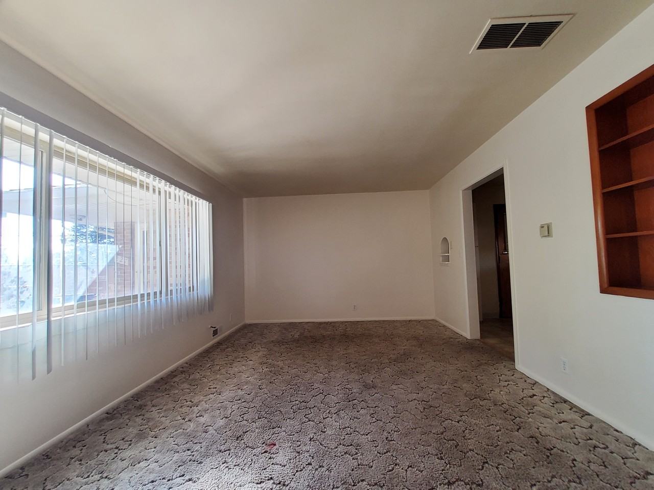 229 Carney St - Photo 2 of 7