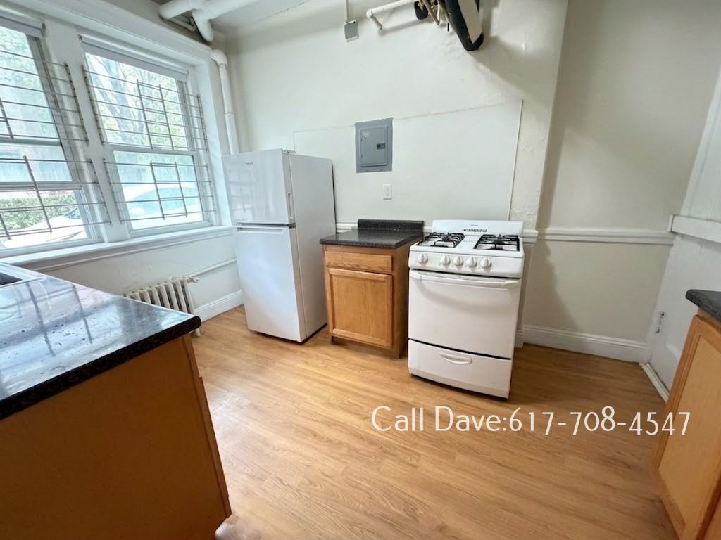 116 Washington St #2 - Photo 5 of 10
