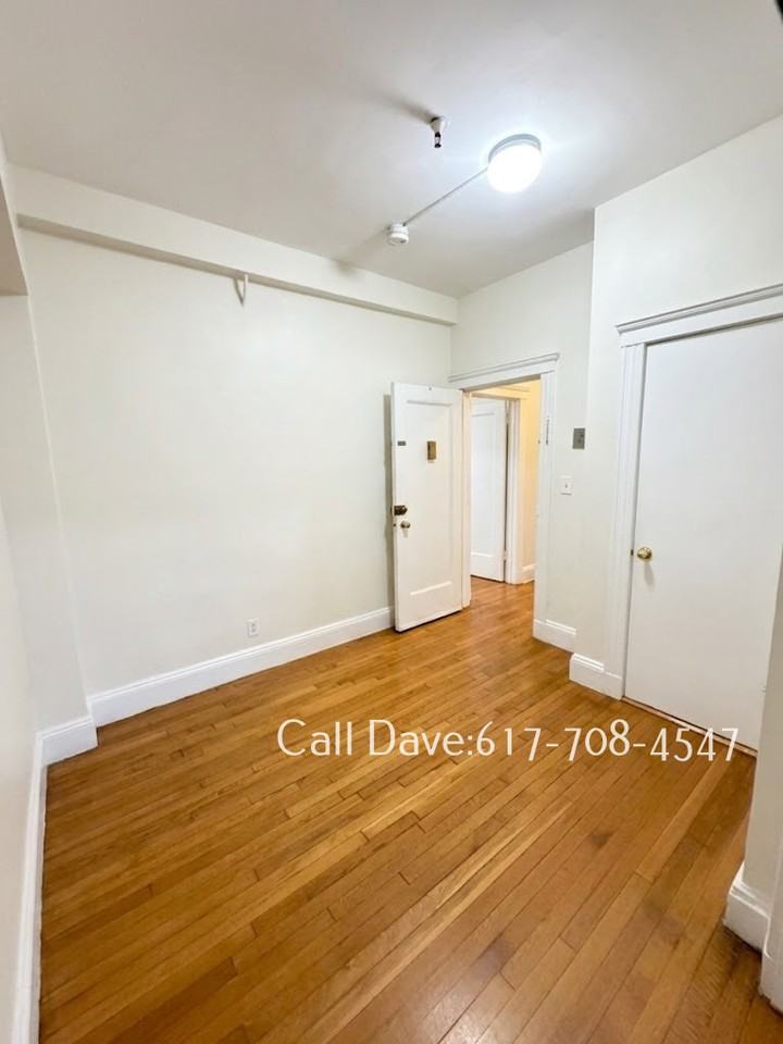 116 Washington St #2 - Photo 6 of 10