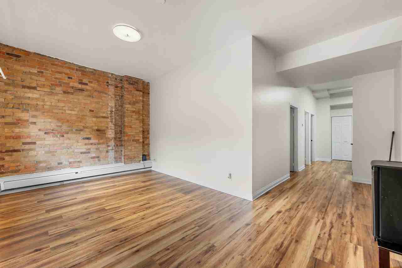 117 Vaughan Road #Main - Photo 3 of 16
