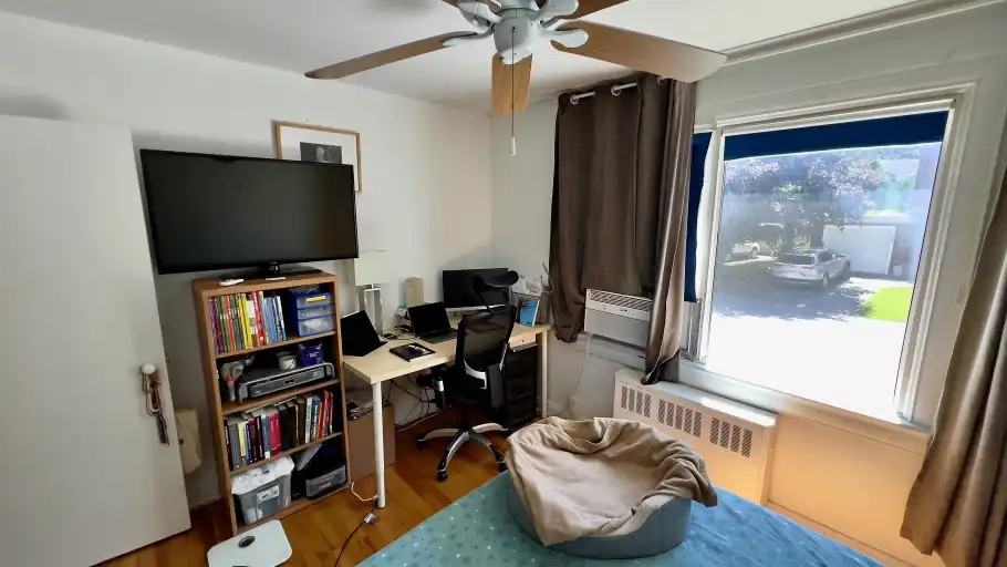 15 Lenore Pl #3 - Photo 4 of 11