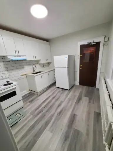 106 Armstrong St #5 - Photo 3 of 10