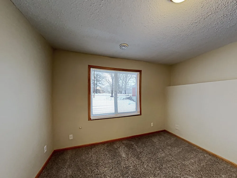1312 Creekside Dr #NA - Photo 2 of 7