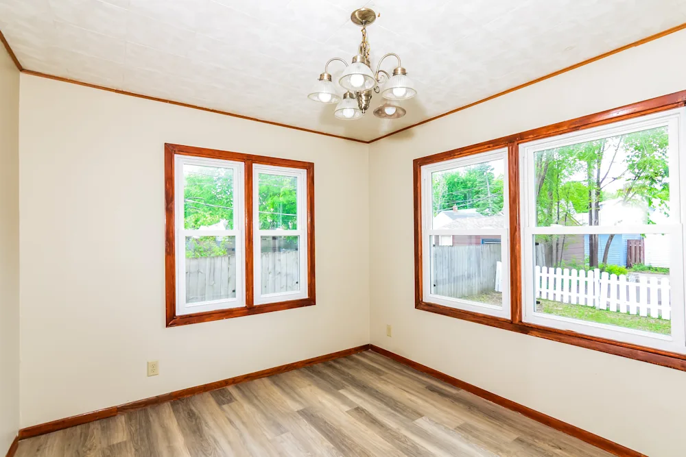 3728 Noble Ave N #NA - Photo 4 of 7