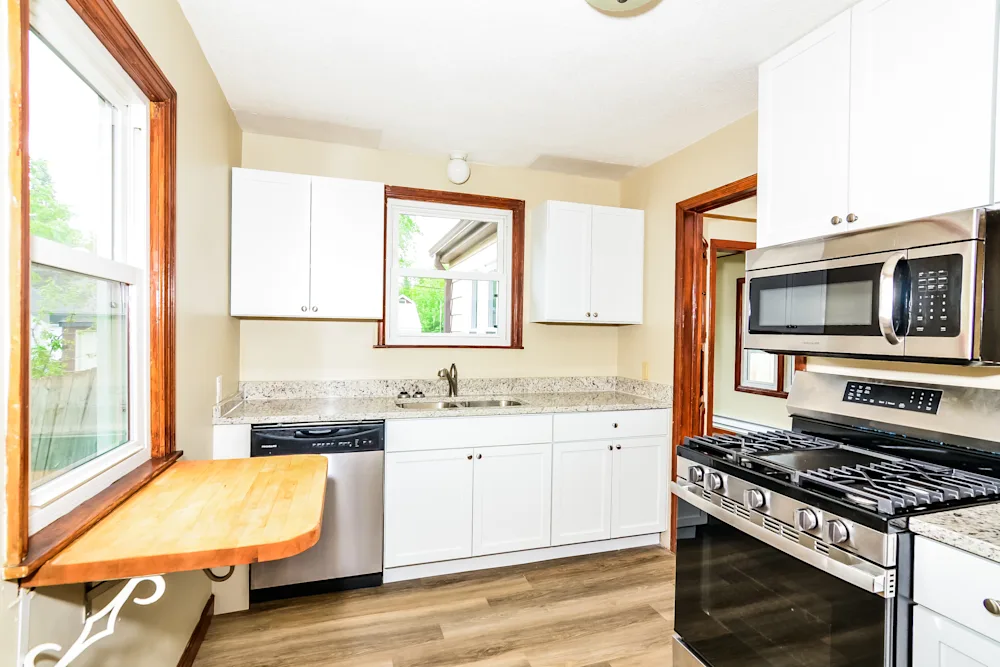 3728 Noble Ave N #NA - Photo 5 of 7