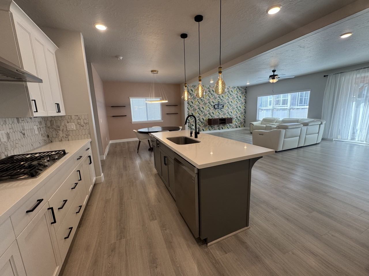 11902 S Teton Pass Way #NA - Photo 3 of 24