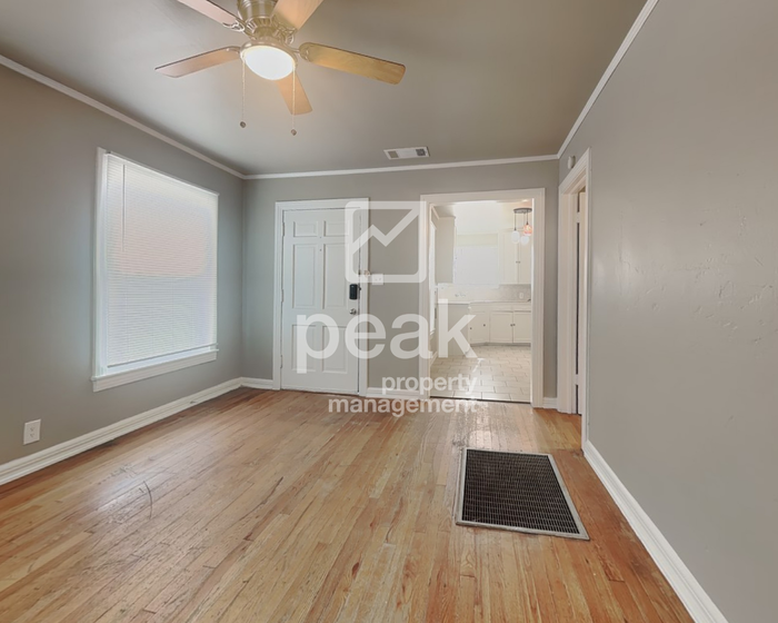 4437 Donnelly Ave - Photo 3 of 20