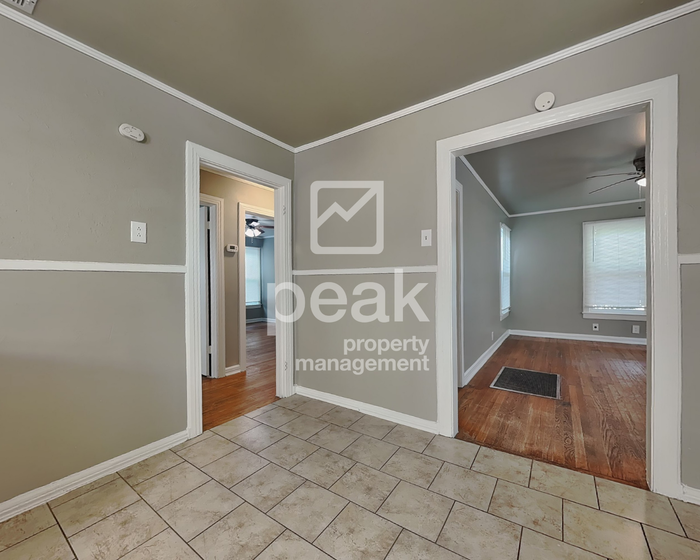 4437 Donnelly Ave - Photo 6 of 20