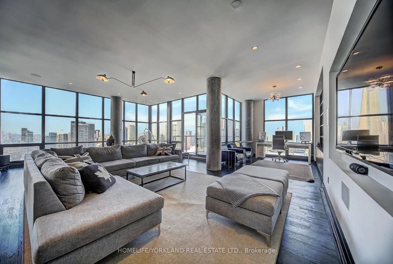 10 Navy Wharf Court - Photo 2 of 37