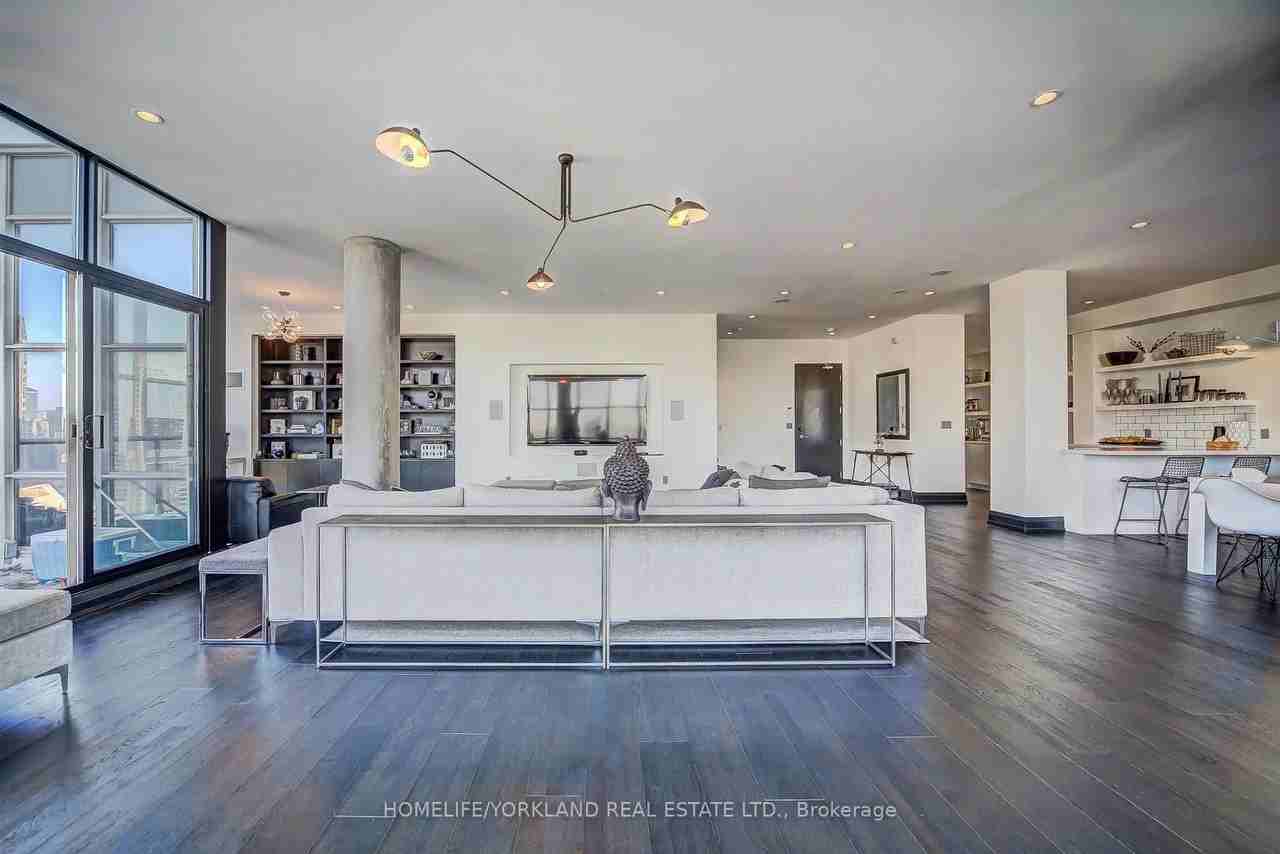 10 Navy Wharf Court - Photo 4 of 37