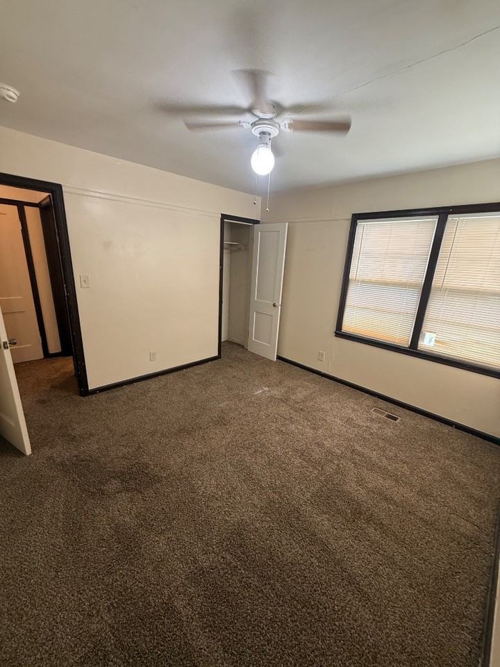 5 E 28th Ave - Photo 3 of 8