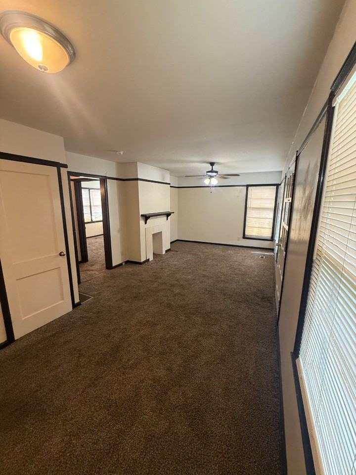 5 E 28th Ave - Photo 5 of 8