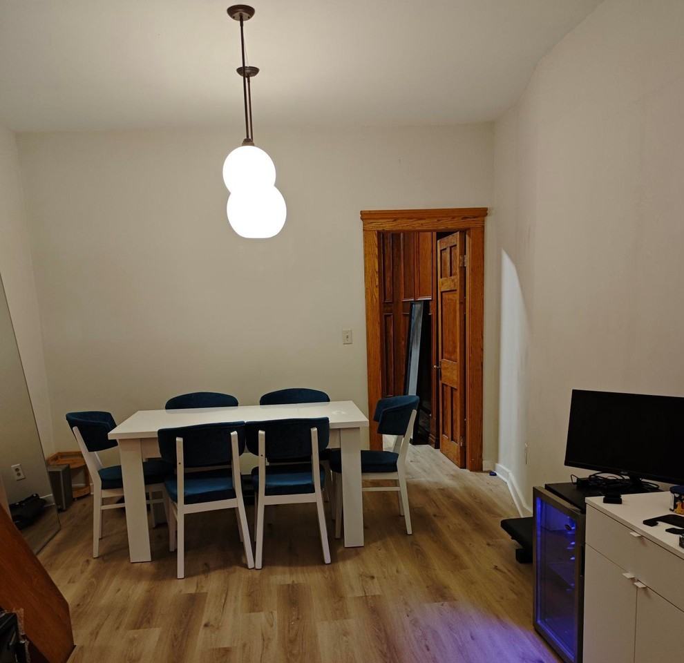 307 Saint George Street - Photo 4 of 14