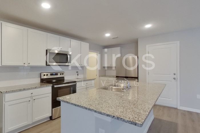 4397 Sw 85th Ln - Photo 7 of 30