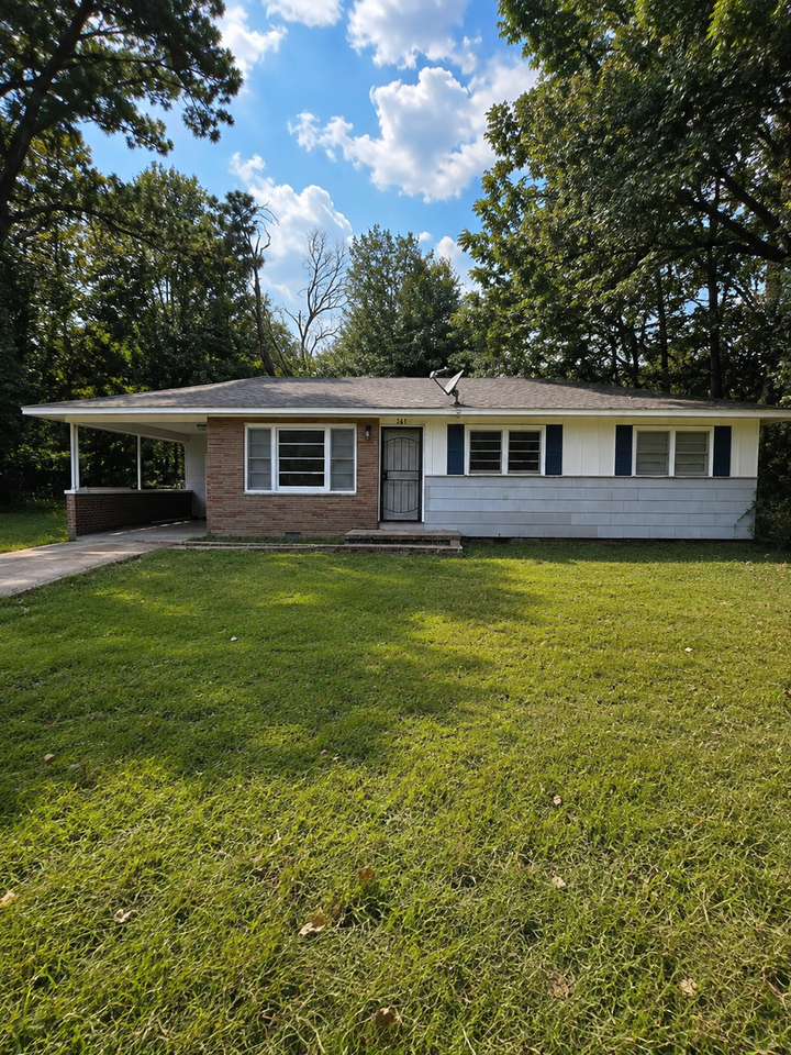 368 Leron Ave