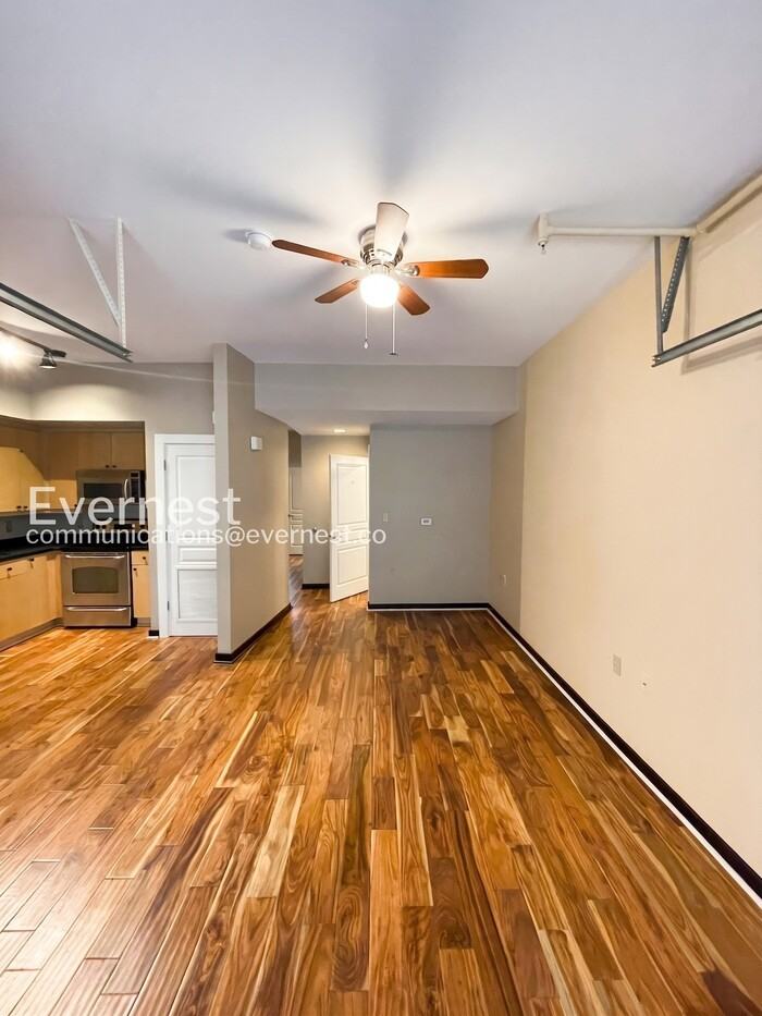 807 18th Ave S - Photo 6 of 22