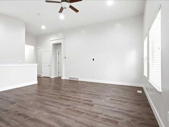 3801 W Ivey Ranch Rd - Photo 4 of 31
