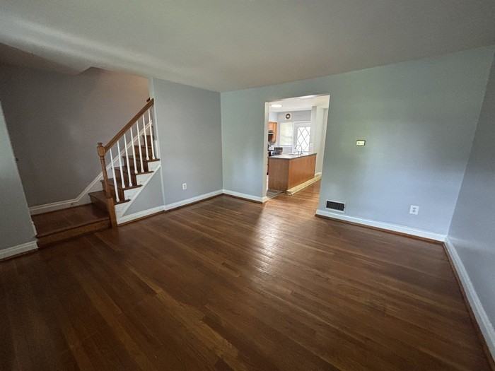 1299 Gittings Ave - Photo 5 of 23