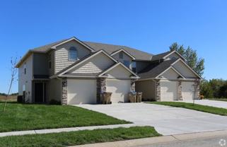 122 Barberry Ln - Photo 1 of 1