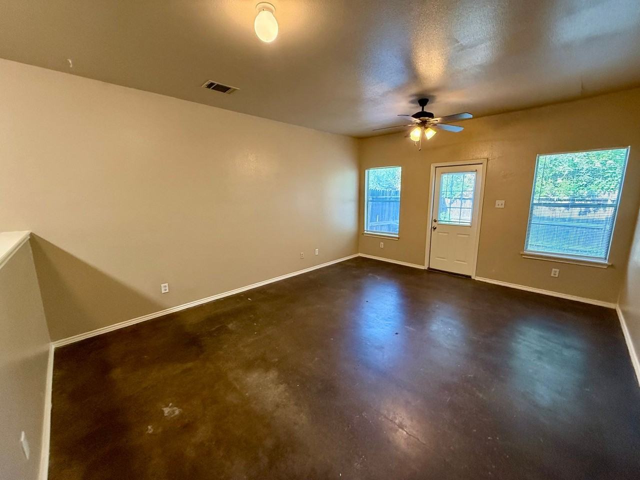 10718 Mathom Lndg - Photo 6 of 18