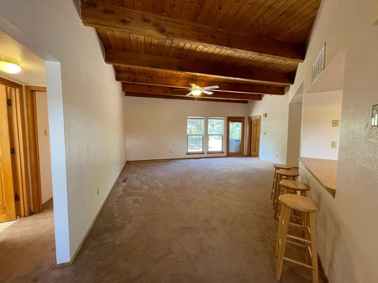 274 Garver Ln - Photo 2 of 16