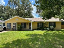 featured image of 115 Hayes Dr