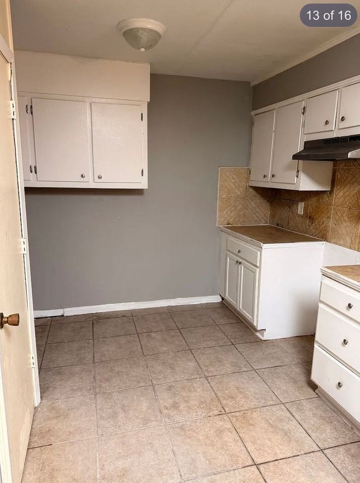 115 Hayes Dr - Photo 3 of 16